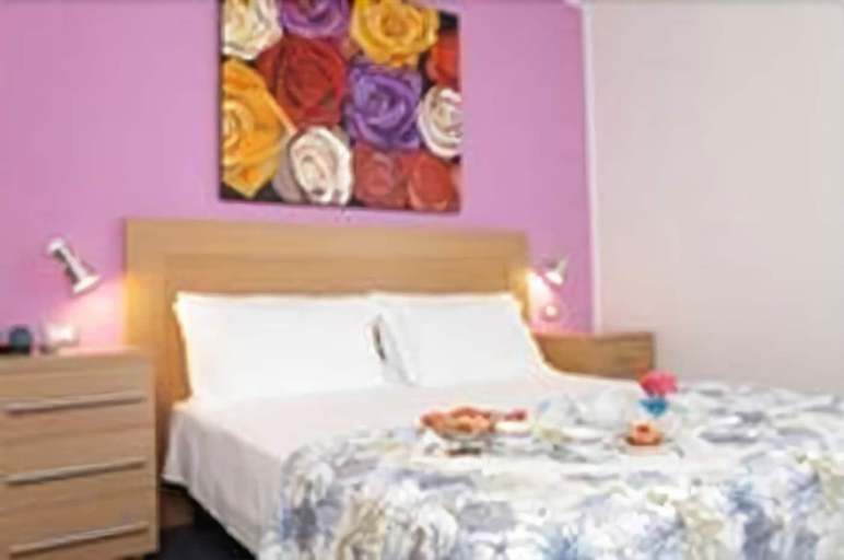 Bedroom 4, Hotel Martini, Udine