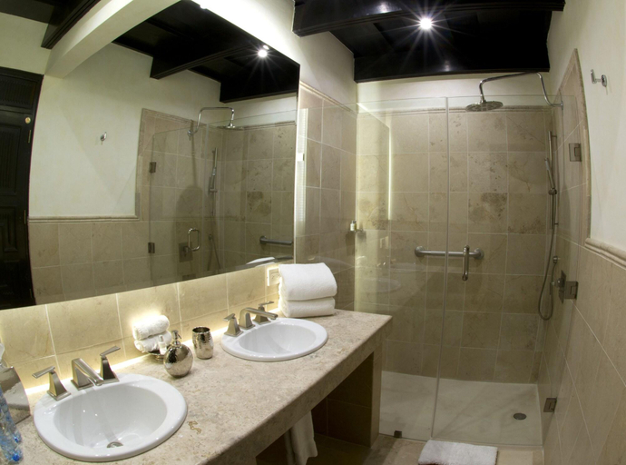 Bathroom 5, Pensativo House Hotel, Antigua Guatemala