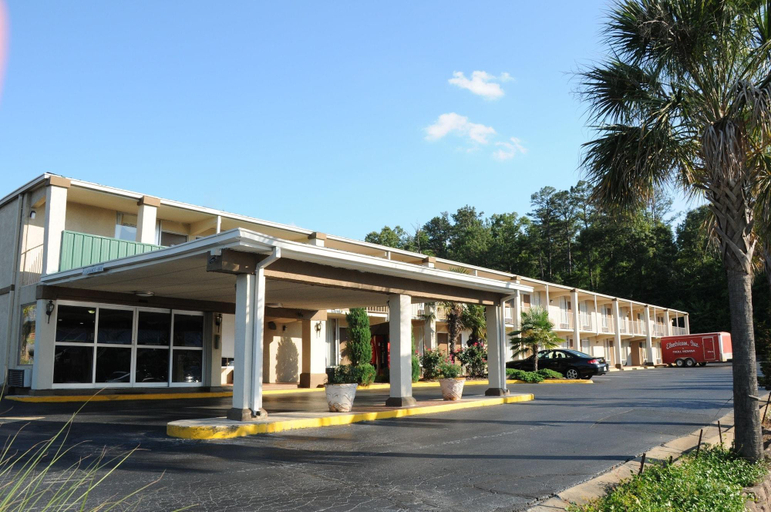 Exterior & Views 2, Heritage Inn Milledgeville, Baldwin