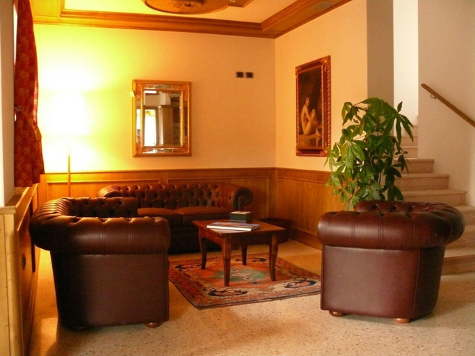 Public Area, La Quiete Resort, Trento