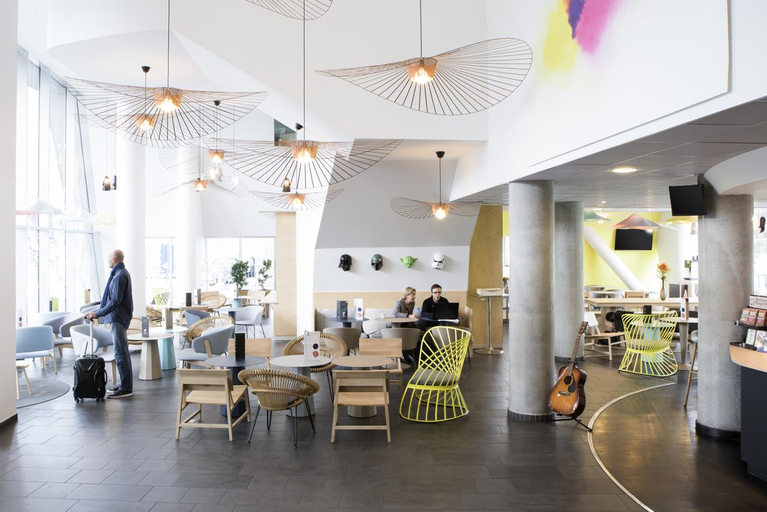 Public Area 4, Novotel Suites Gare Lille Europe, Nord