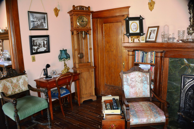 Public Area 2, Alaska Heritage House Bed and Breakfast, Fairbanks North Star