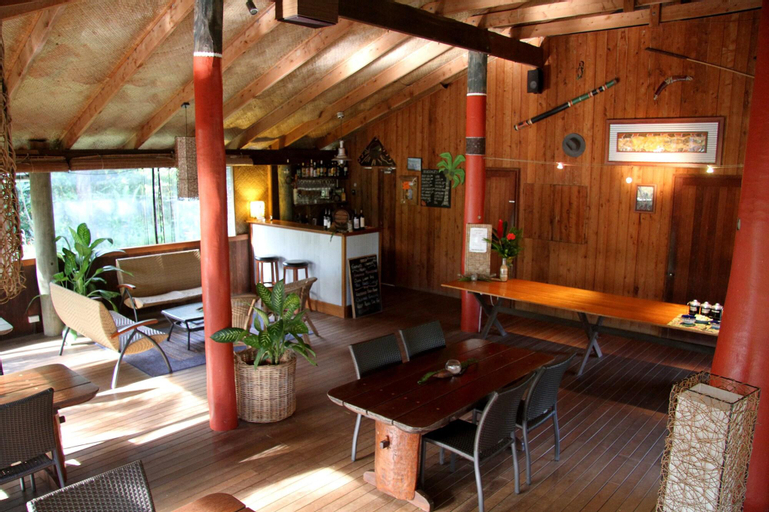 Public Area, Mungumby Lodge, Cook