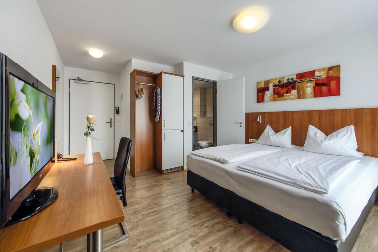 Bedroom 3, Ibis Styles Aalen, Ostalbkreis