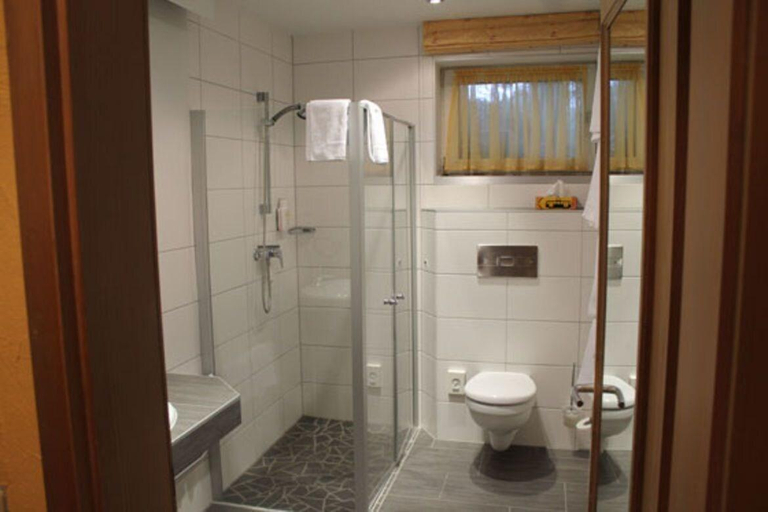 Bathroom 4, Schönblick, Bayreuth
