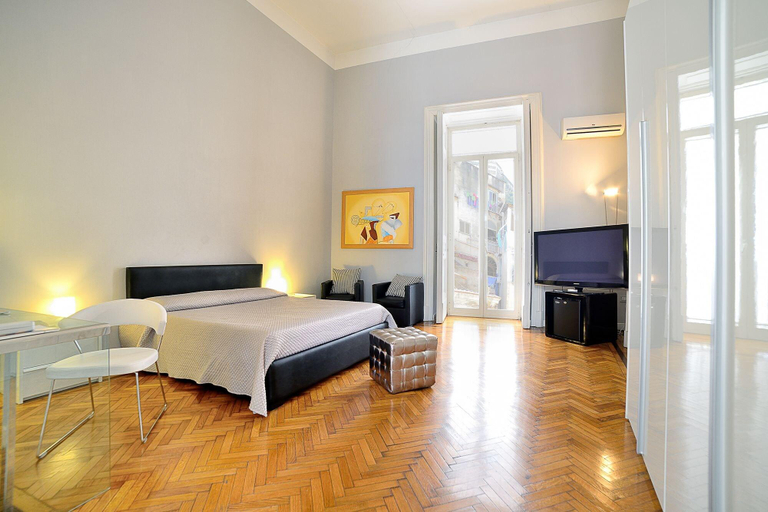 Bedroom 3, SpaccaNapoli Comfort Suites, Napoli