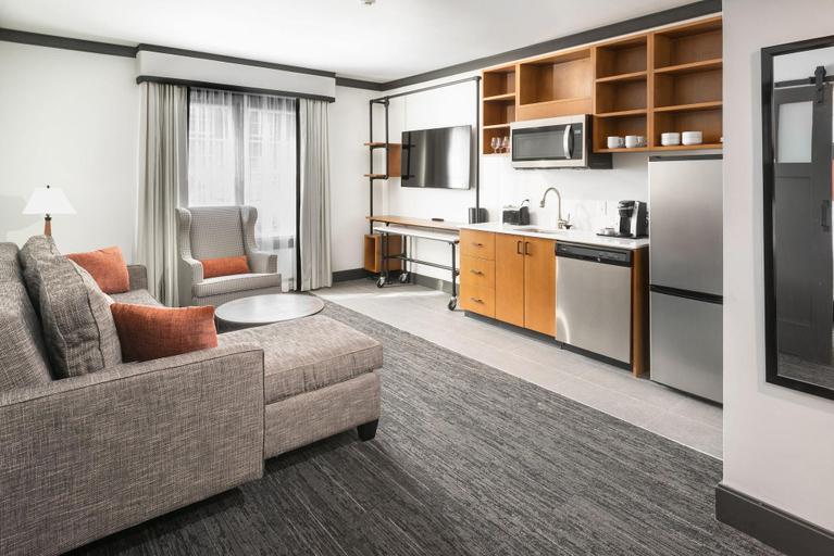 Bedroom 4, The Craftsman Inn and Suites, Onondaga