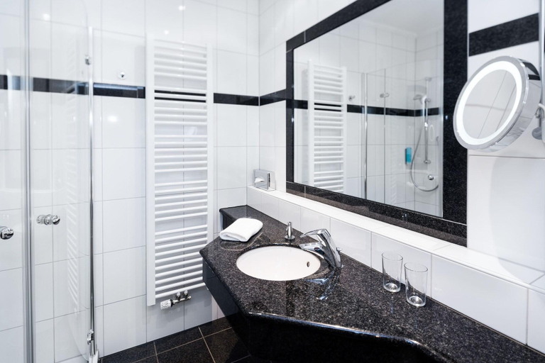 Bathroom 4, Villa Marburg im Park, Aschaffenburg