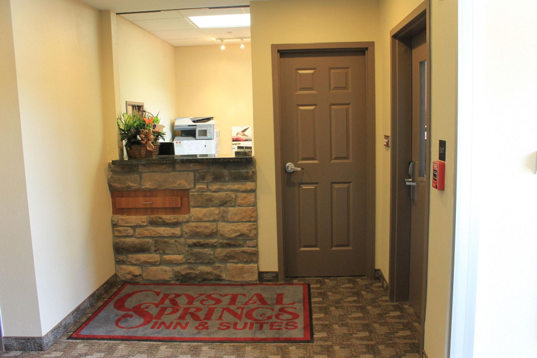Public Area 3, Crystal Springs Inn and Suites, Bradford