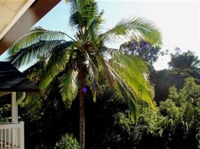 Exterior & Views, Bamboo Valley Inn, Maui