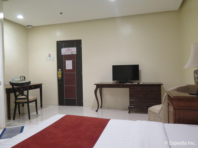 Bedroom 3, Dreamwave Hotel Lemery, Lemery