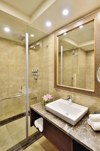 Bathroom 4, Four Points By Sheraton Srinagar, Srinagar