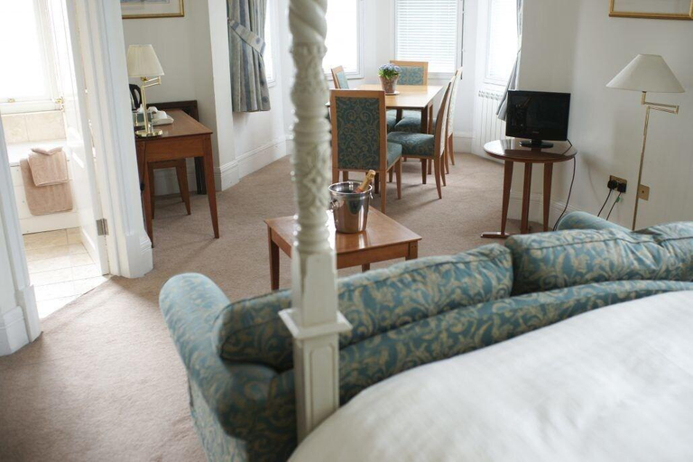 Bedroom 3, the waterloo hotel, Newport