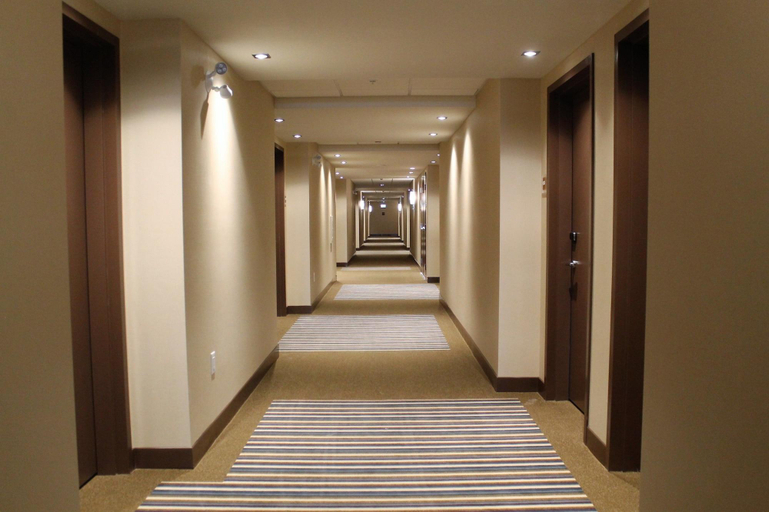 Public Area 3, Four Points by Sheraton Grande Prairie, Division No. 19