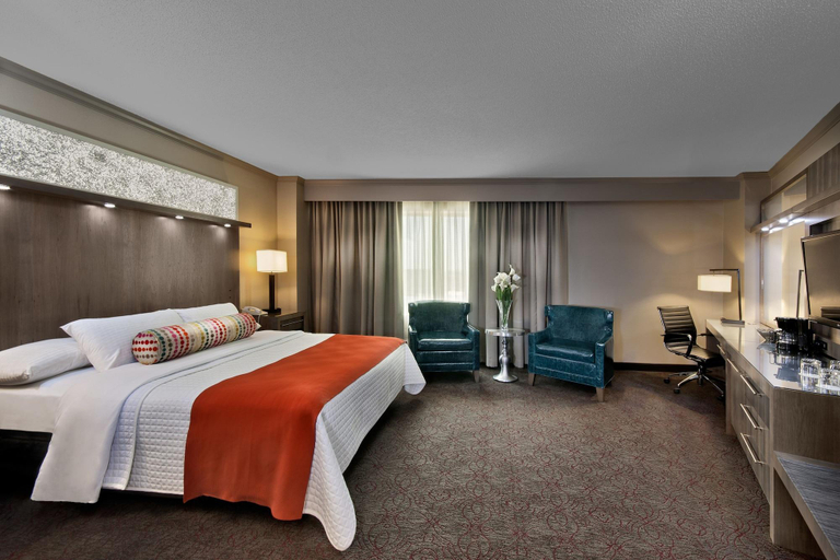 Bedroom 3, Palace Casino Resort, Harrison