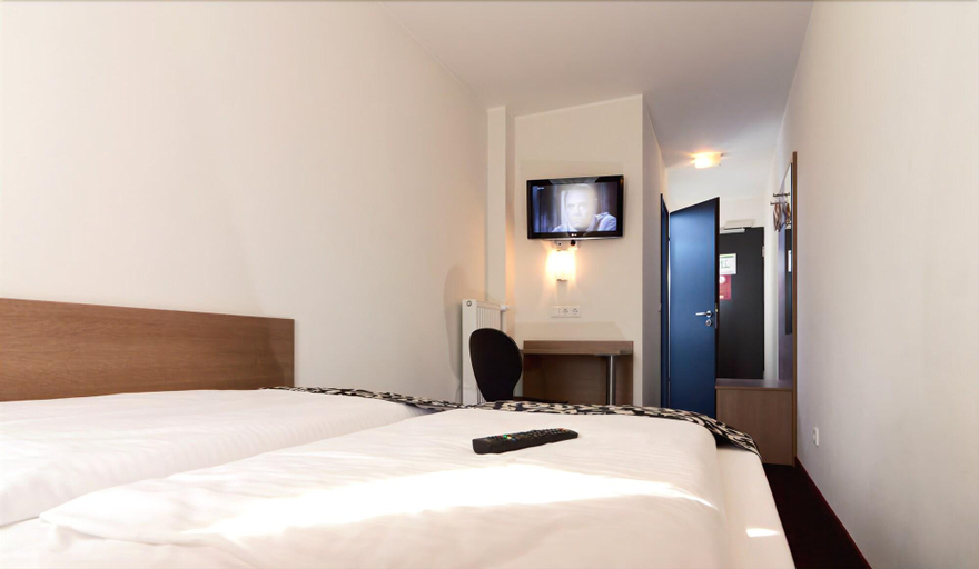 Bedroom 3, Dream Inn Hotel Regensburg, Regensburg