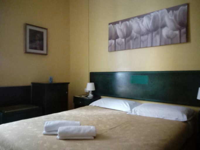 Bedroom 3, Hotel Meublè Suisse, Genova