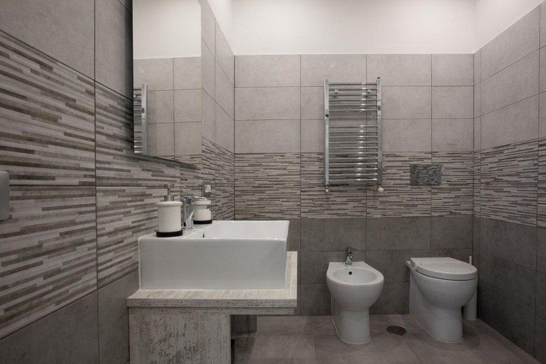 Bathroom 5, Vatican City Relais, Rome