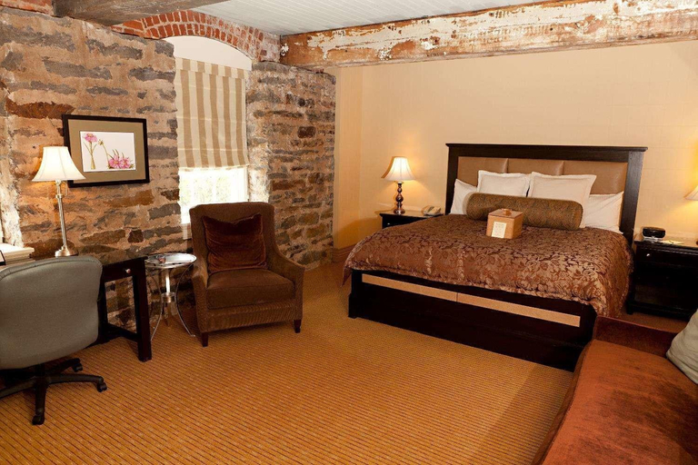 Bedroom 3, Craddock Terry Hotel & Event Center, Lynchburg