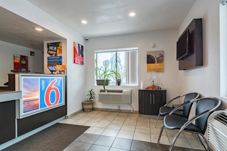 Public Area 2, Motel 6 Ft Pierce, Saint Lucie