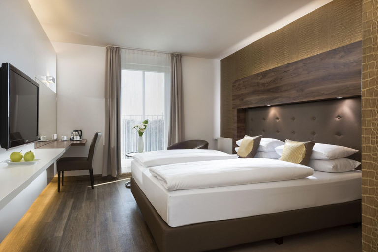 Bedroom 3, Conti Duisburg, Duisburg