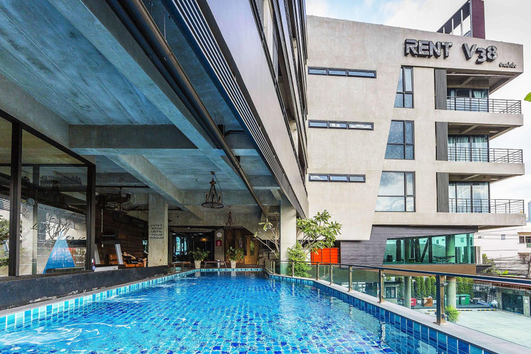 Sport & Beauty 2, Rent V38, Chatuchak