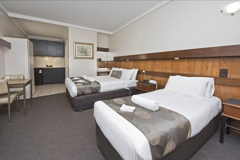 Bedroom 2, Hi Way Eight Motor Inn, N. Grampians - Stawell