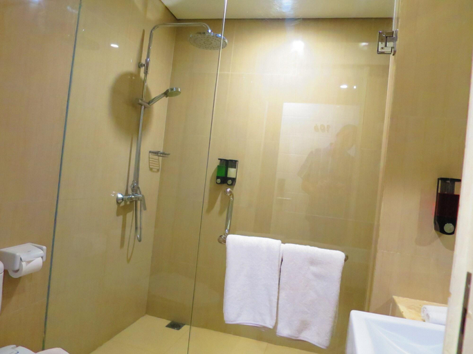 Bathroom 5, Ibus Beach Hotel, Karangasem
