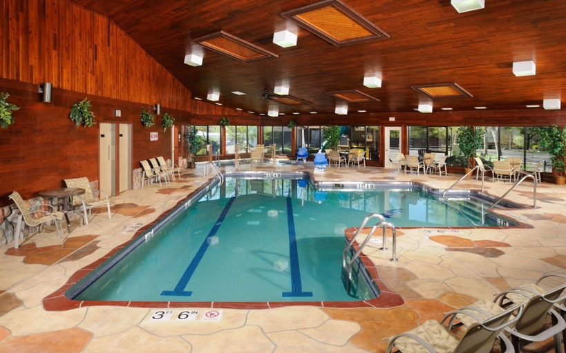 Sport & Beauty 2, The Pointe Resort and Club, Oneida