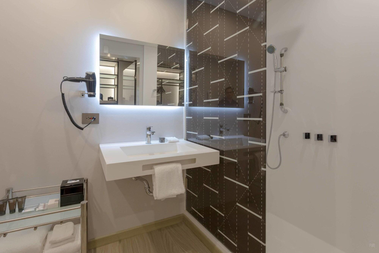Bathroom 4, AC Hotel Santa Marta, Santa Marta (Dist. Esp.)