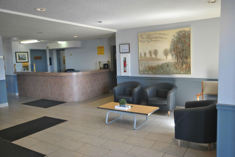 Public Area 2, Howard Johnson Strathmore, Division No. 5