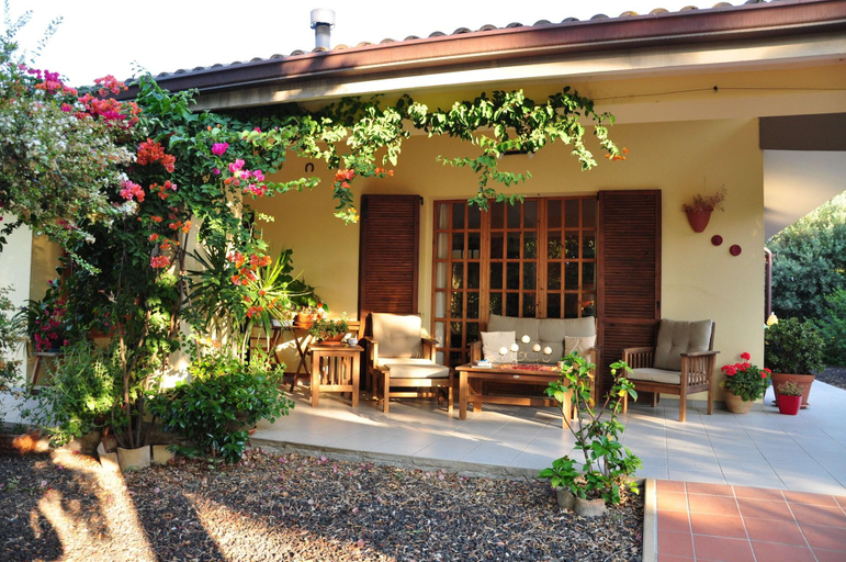 Exterior & Views 1, B&B I Gerani, Cagliari