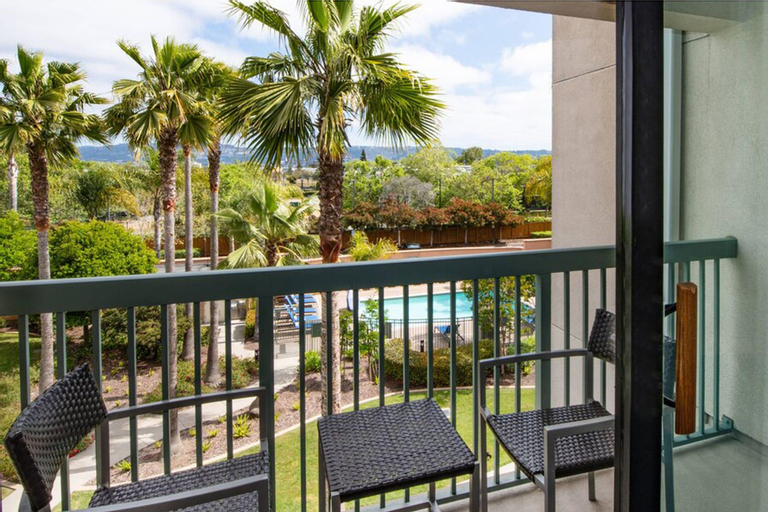 Exterior & Views 1, Courtyard by Marriott Oakland Airport, Alameda