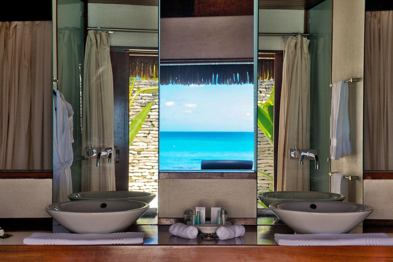 Bathroom 4, Hotel Kia Ora Resort & Spa Rangiroa