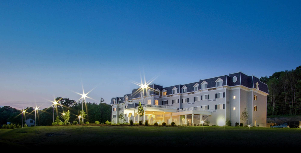 Exterior & Views 2, Courtyard by Marriott Lenox Berkshires, Berkshire
