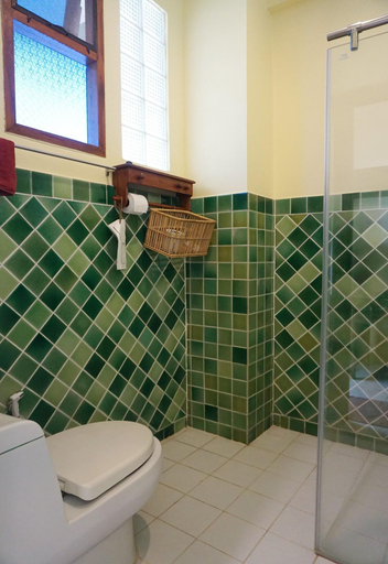Bathroom 4, Auangkham Resort, Muang Lampang