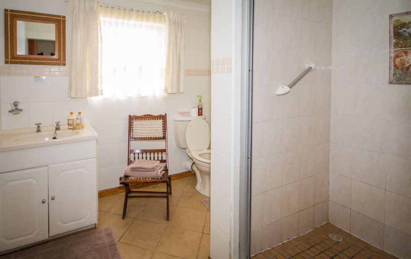 Bathroom 4, The Homestead B&B, Cacadu
