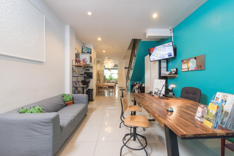 Public Area 5, Two Color Patong, Pulau Phuket