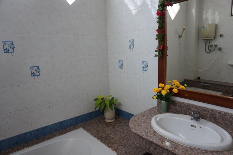 Bathroom 4, SP Residence, Muang Nakhon Phanom