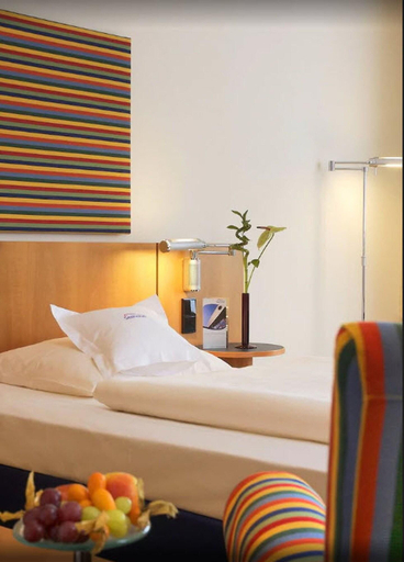 Bedroom 3, Seehotel, Greiz