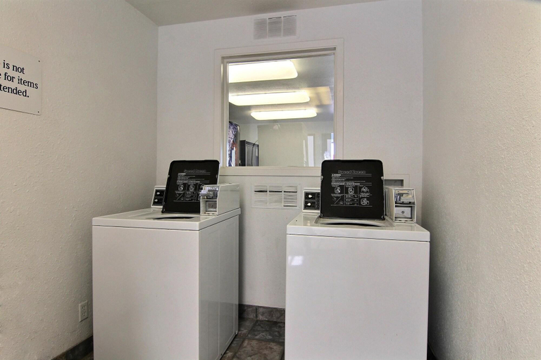 Others 5, Motel 6 Bismarck, Burleigh