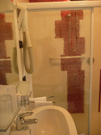 Bathroom 5, Hotel Luna, Brescia