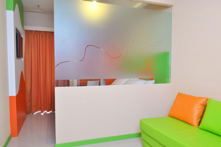 Titanium Express Homtel, East Jakarta