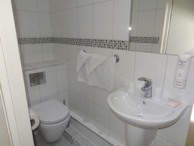 Bathroom 3, UNIQUE, London