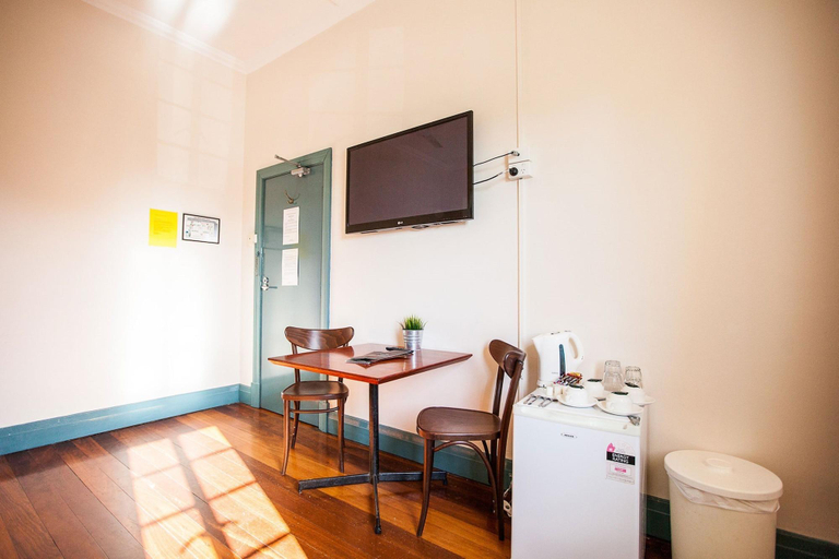 Bedroom 3, Captain Stirling Hotel, Perth