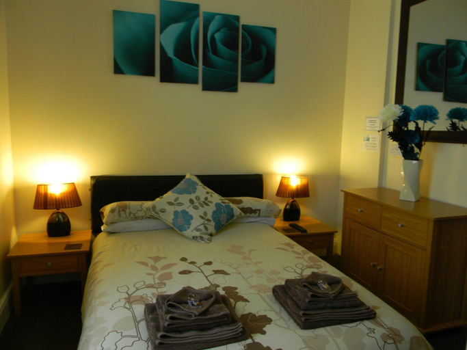 Bedroom 2, Springfield Hotel, Blackpool