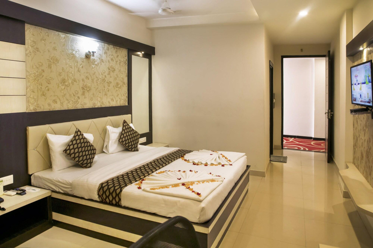Bedroom 3, Hotel Ganges Grand, Chandauli