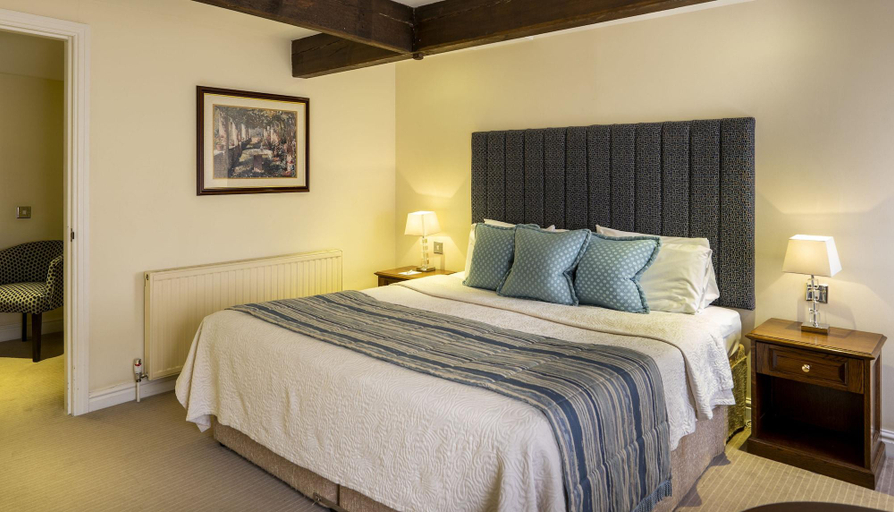 Bedroom 3, Ringwood Hall Hotel, Derbyshire