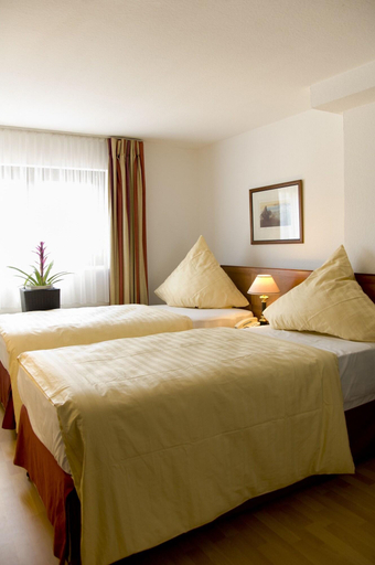 Bedroom 3, Kolner Hof Refrath, Rheinisch-Bergischer Kreis