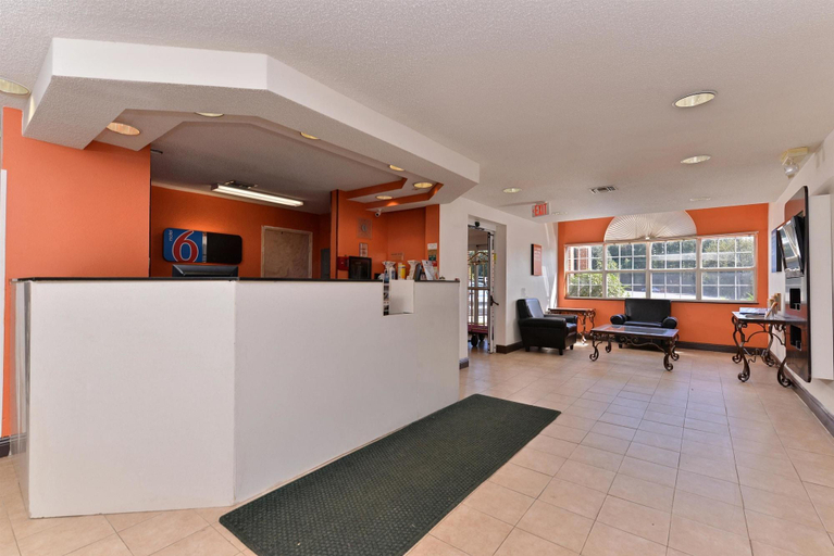 Public Area 2, Motel 6 Richburg, SC, Chester